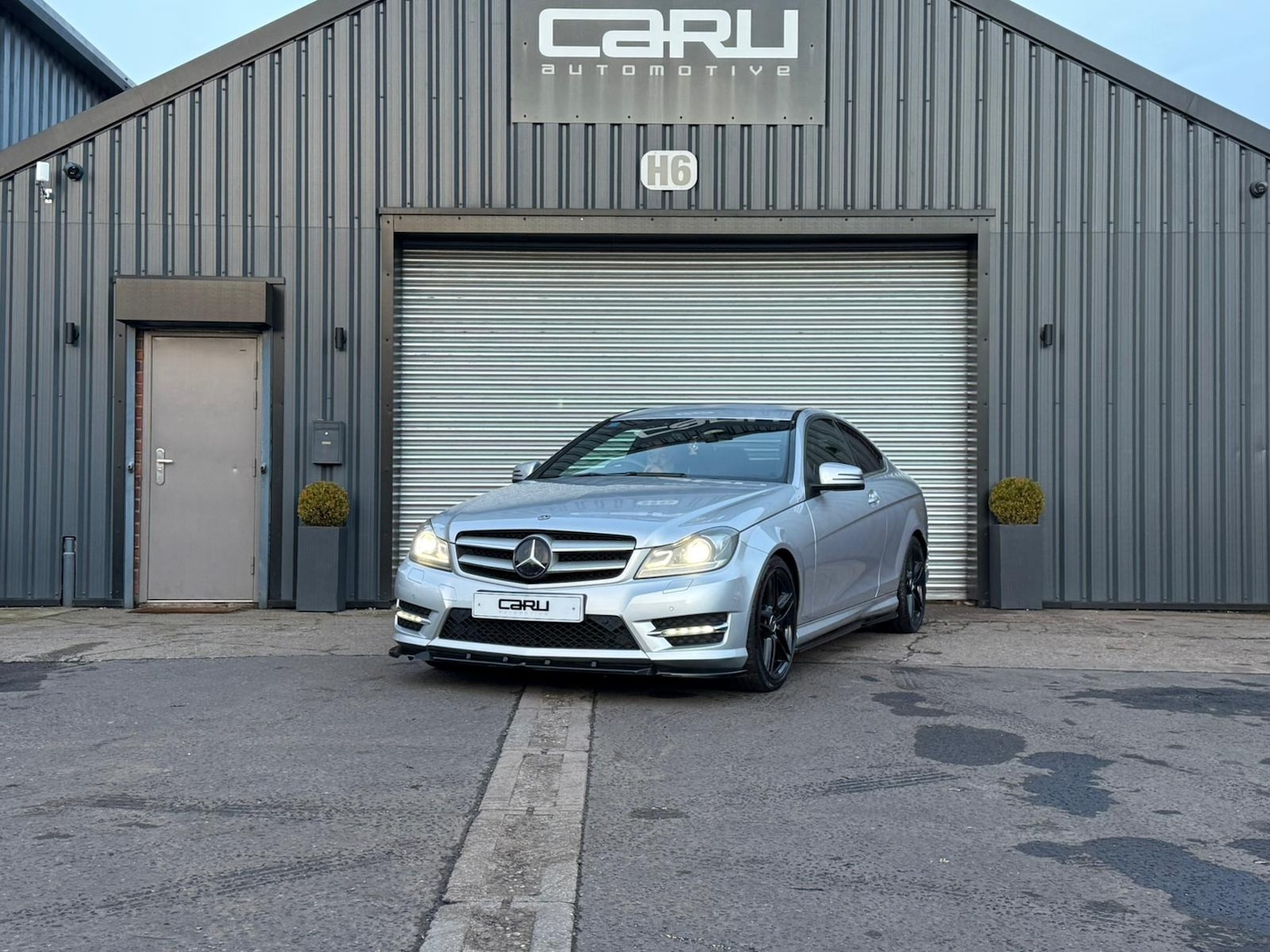 Used Mercedes-Benz C Class 2013 for sale - 77083358: Photo 2