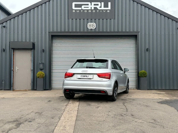 Used Audi A1 2011 for sale - 74832657: Photo 10