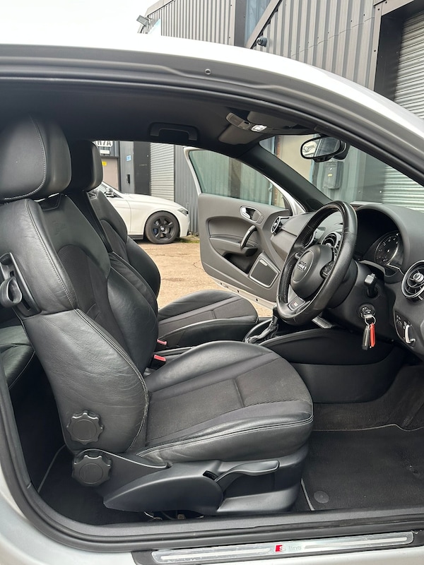 Used Audi A1 2011 for sale - 74832657: Photo 13