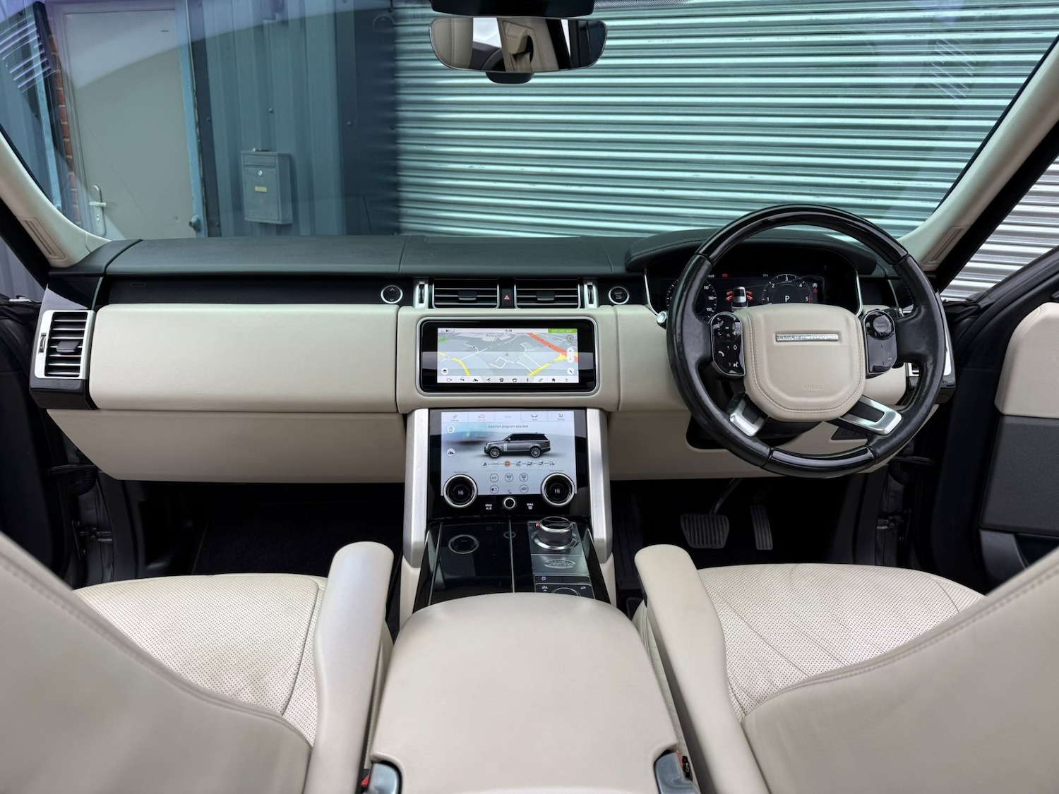 Used Land Rover Range Rover 2018 for sale - 76319760: Photo 13