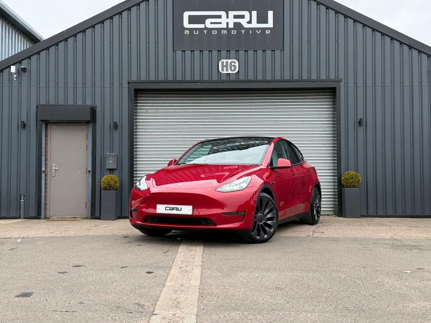 Used Tesla Model Y 2023 for sale - 76328880: Photo 1