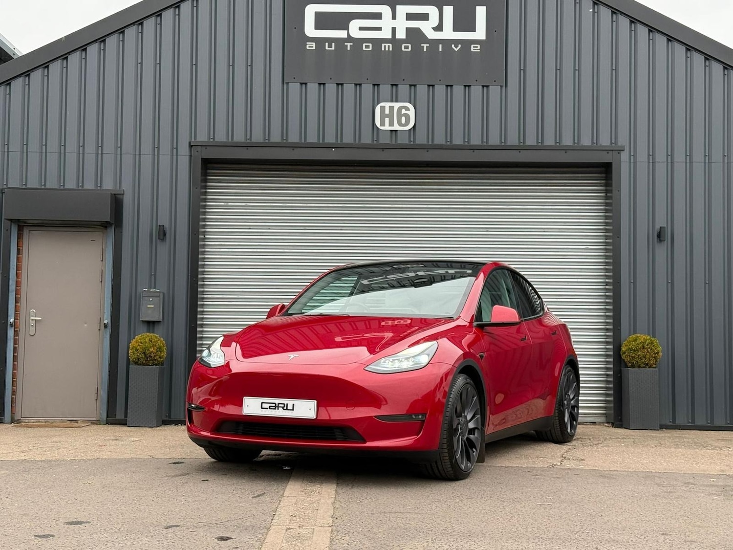 Used Tesla Model Y 2023 for sale - 76328880: Photo 2