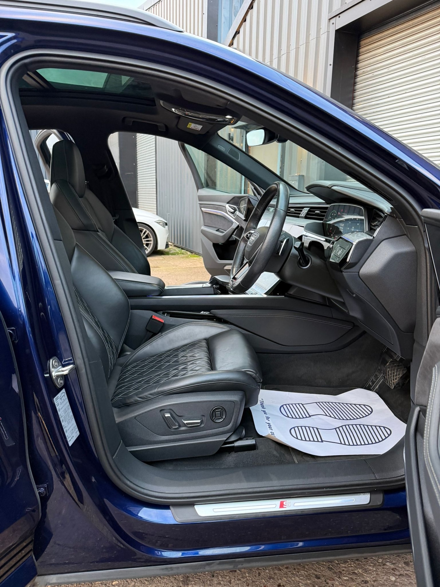 Used Audi e-tron 2022 for sale - 76919246: Photo 15