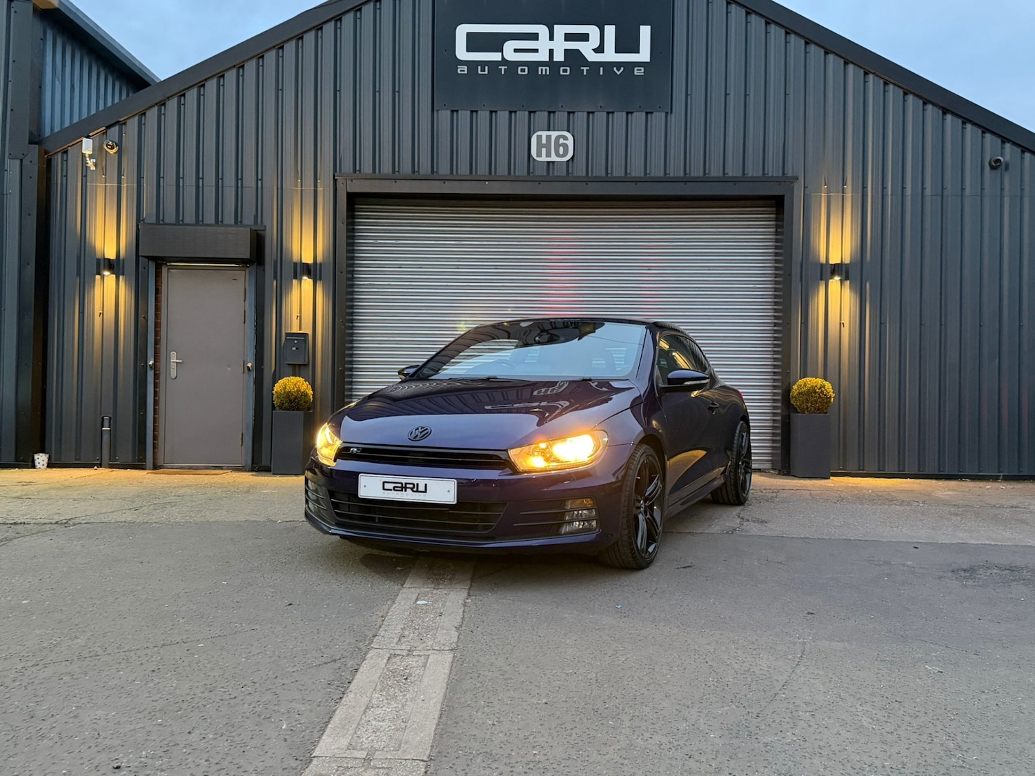 Used Volkswagen Scirocco 2015 for sale - 77689532: Photo 2