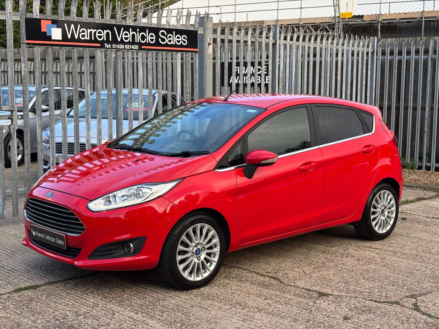 Used Ford Fiesta 2016 for sale - 76602034: Photo 2