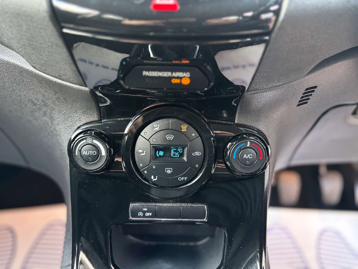 Used Ford Fiesta 2016 for sale - 76602034: Photo 32