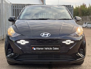 Used Hyundai i10 2023 for sale - 76518046: Photo