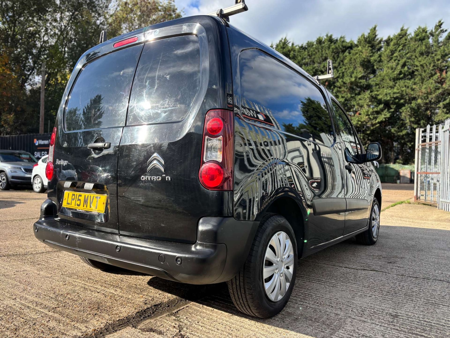 Used Citroen Berlingo 2015 for sale - 76343776: Photo 18