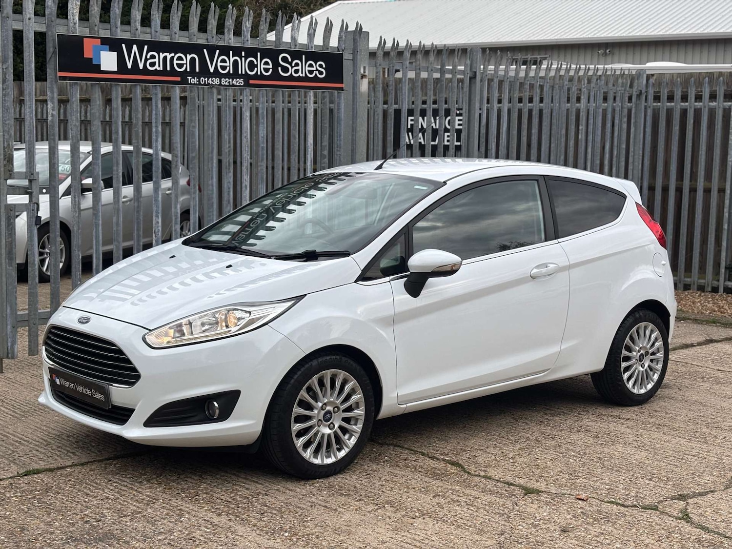 Used Ford Fiesta 2012 for sale - 76313287: Photo 2