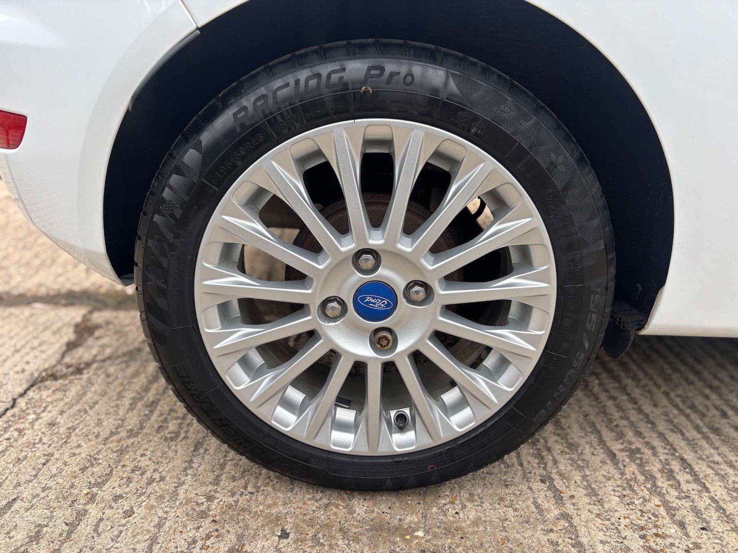 Used Ford Fiesta 2012 for sale - 76313287: Photo 26