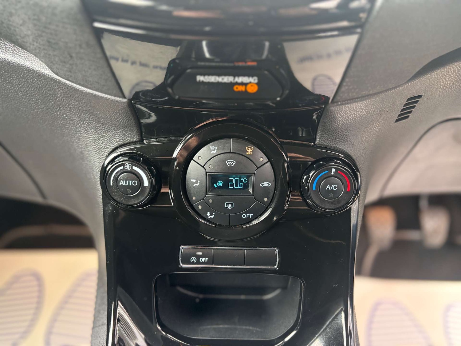 Used Ford Fiesta 2012 for sale - 76313287: Photo 37