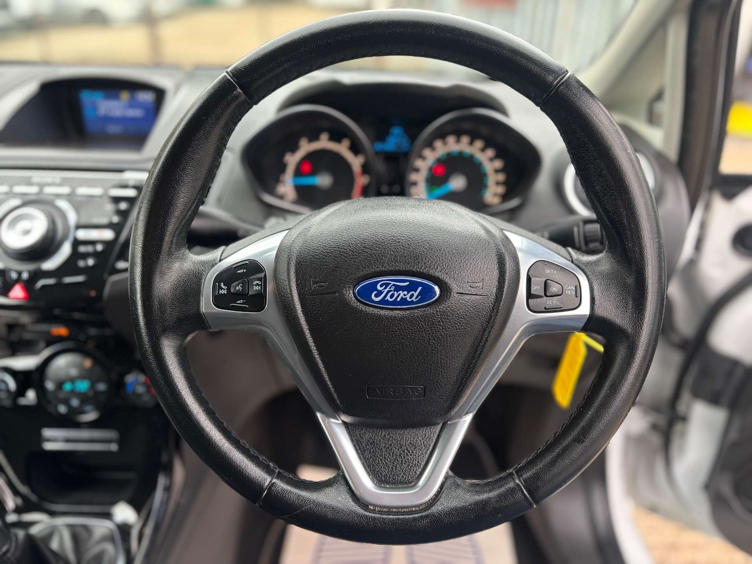 Used Ford Fiesta 2012 for sale - 76313287: Photo 41