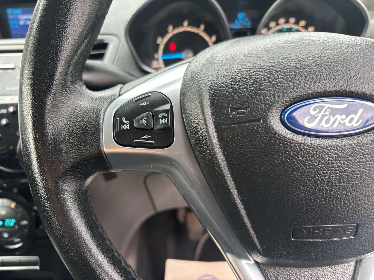 Used Ford Fiesta 2012 for sale - 76313287: Photo 42