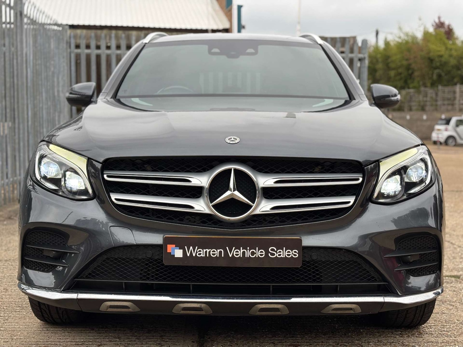 Used Mercedes-Benz GLC 2015 for sale - 76601636: Photo 3