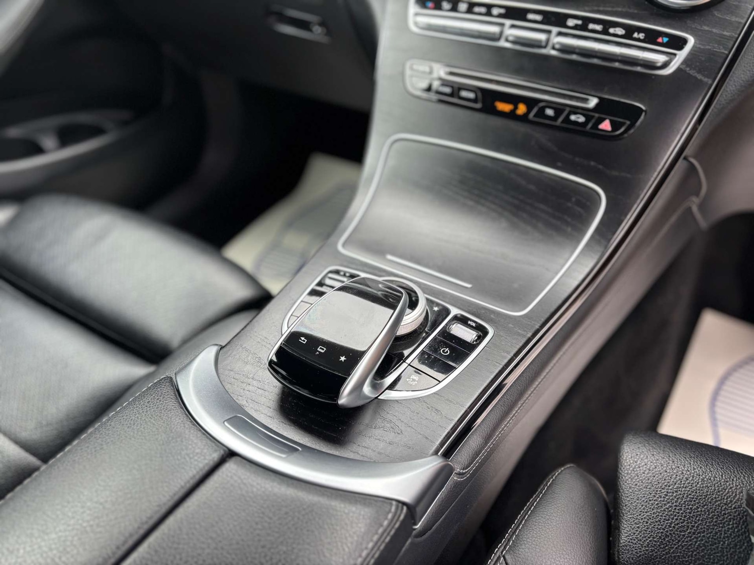 Used Mercedes-Benz GLC 2015 for sale - 76601636: Photo 42