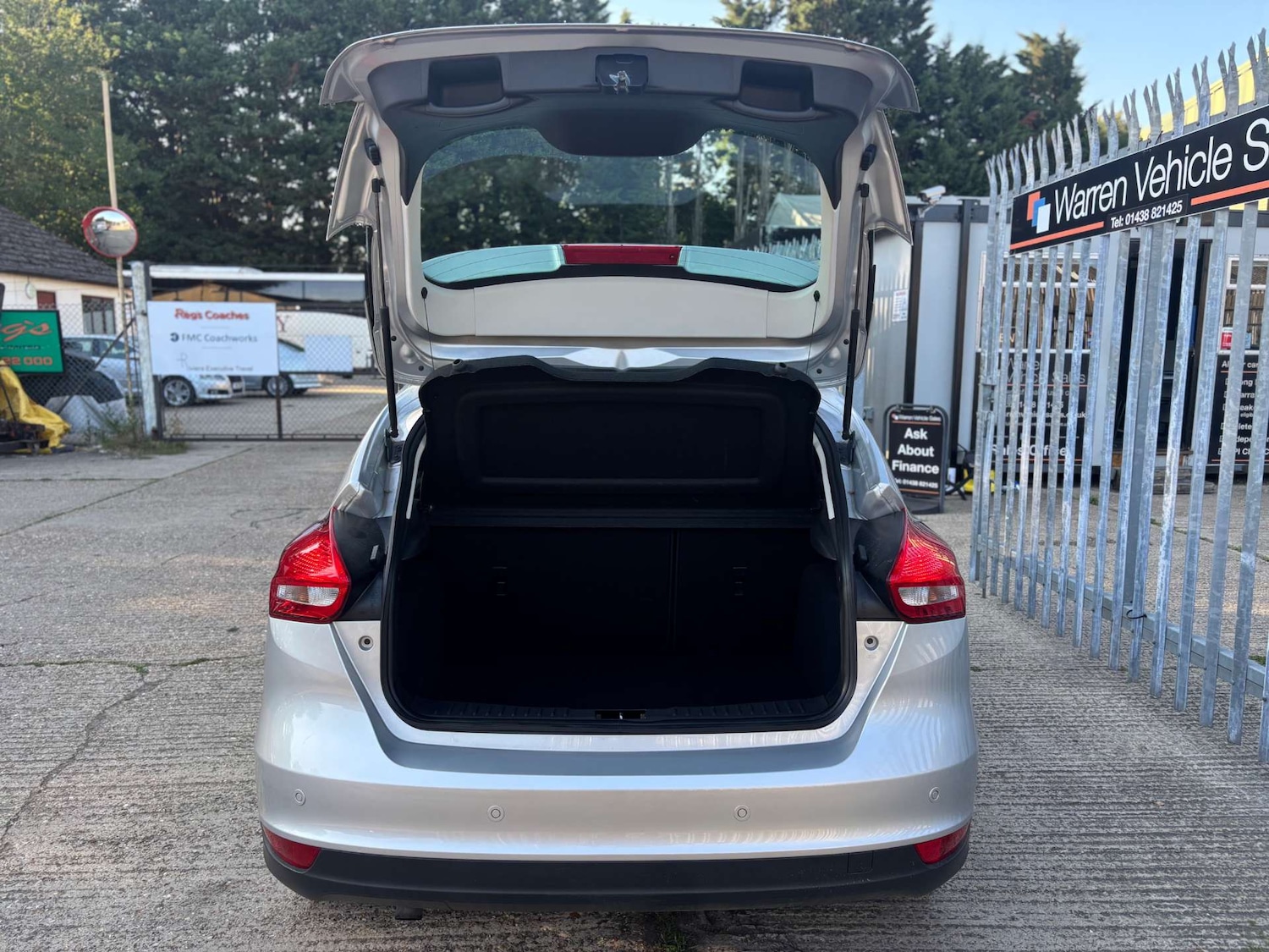 Used Ford Focus 2016 for sale - 76290940: Photo 11