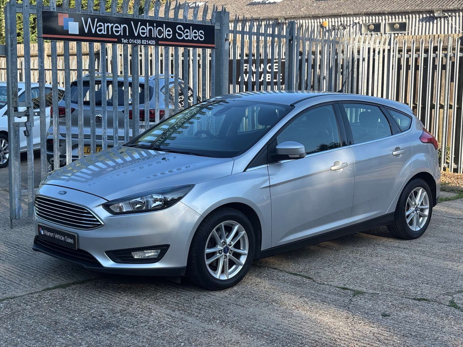 Used Ford Focus 2016 for sale - 76290940: Photo 2