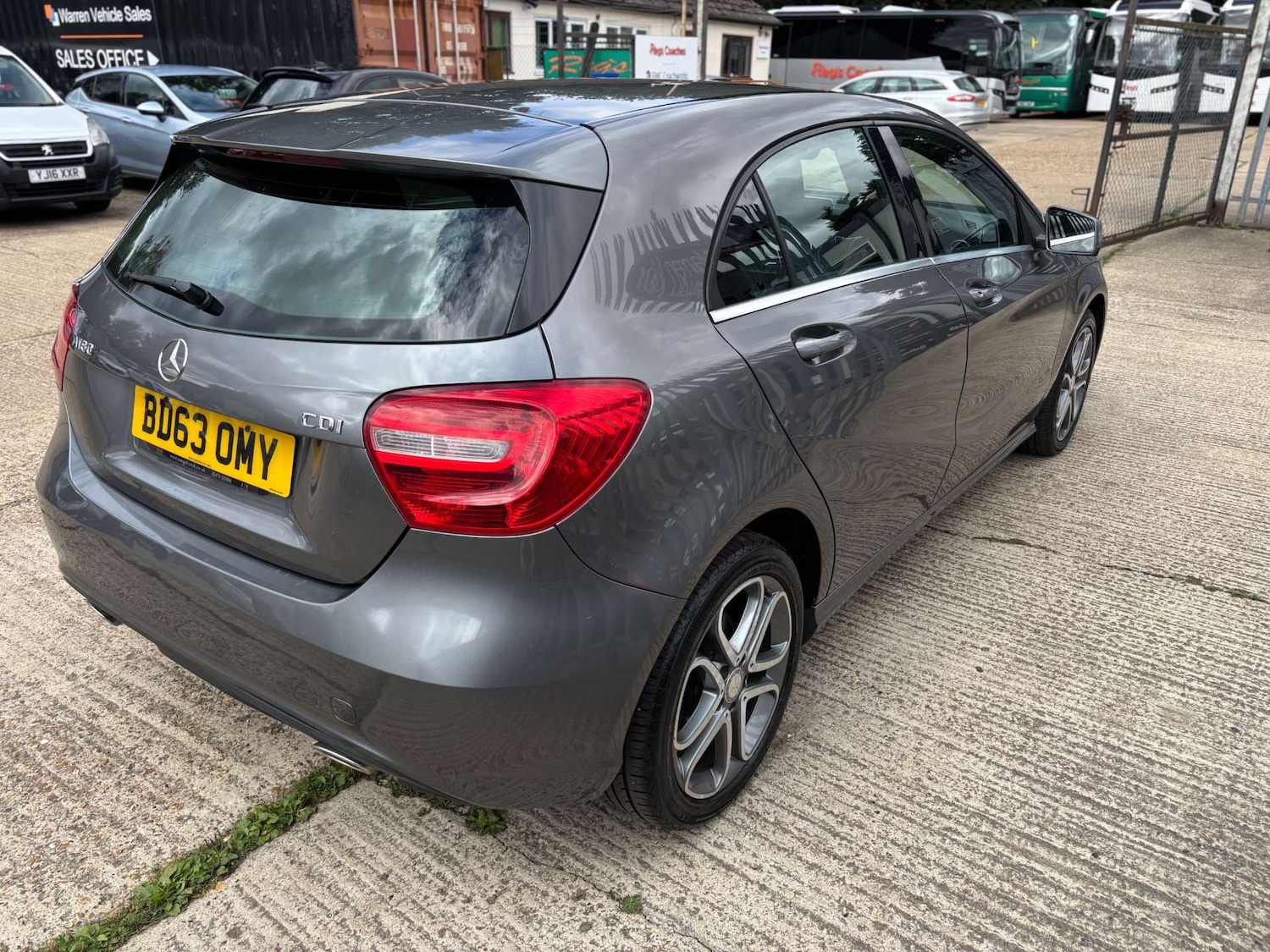 Used Mercedes-Benz A-Class 2013 for sale - 76565650: Photo 16