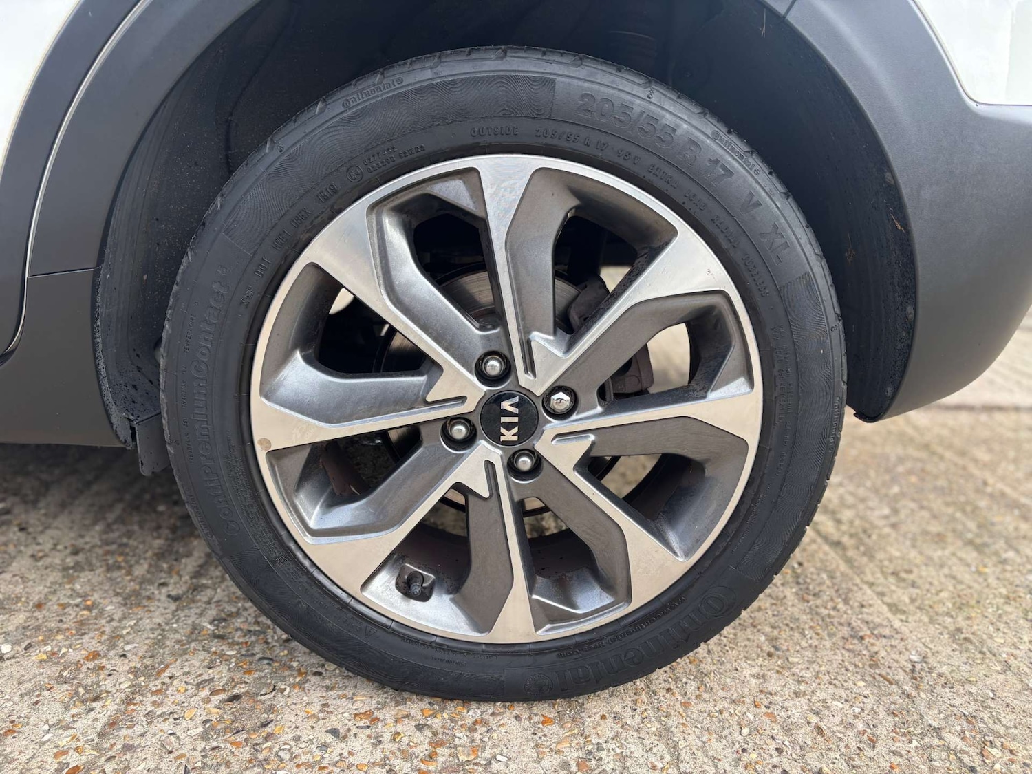 Used Kia Stonic 2019 for sale - 76611178: Photo 24