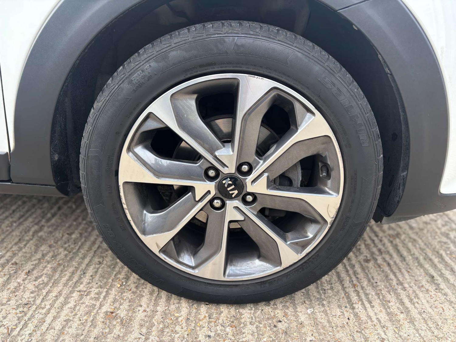 Used Kia Stonic 2019 for sale - 76611178: Photo 27