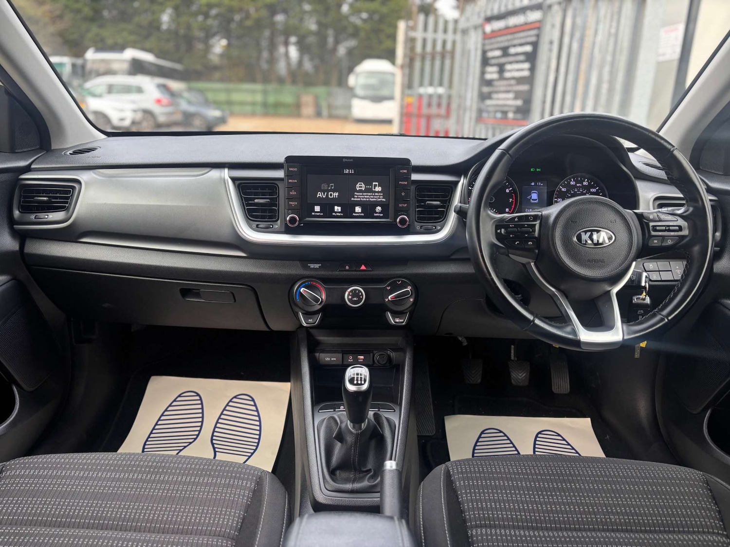 Used Kia Stonic 2019 for sale - 76611178: Photo 28