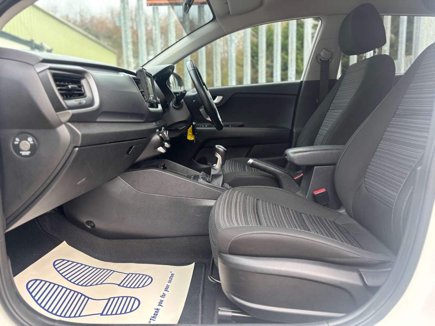 Used Kia Stonic 2019 for sale - 76611178: Photo 32