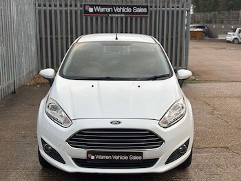 Used Ford Fiesta 2015 for sale - 76437876: Photo