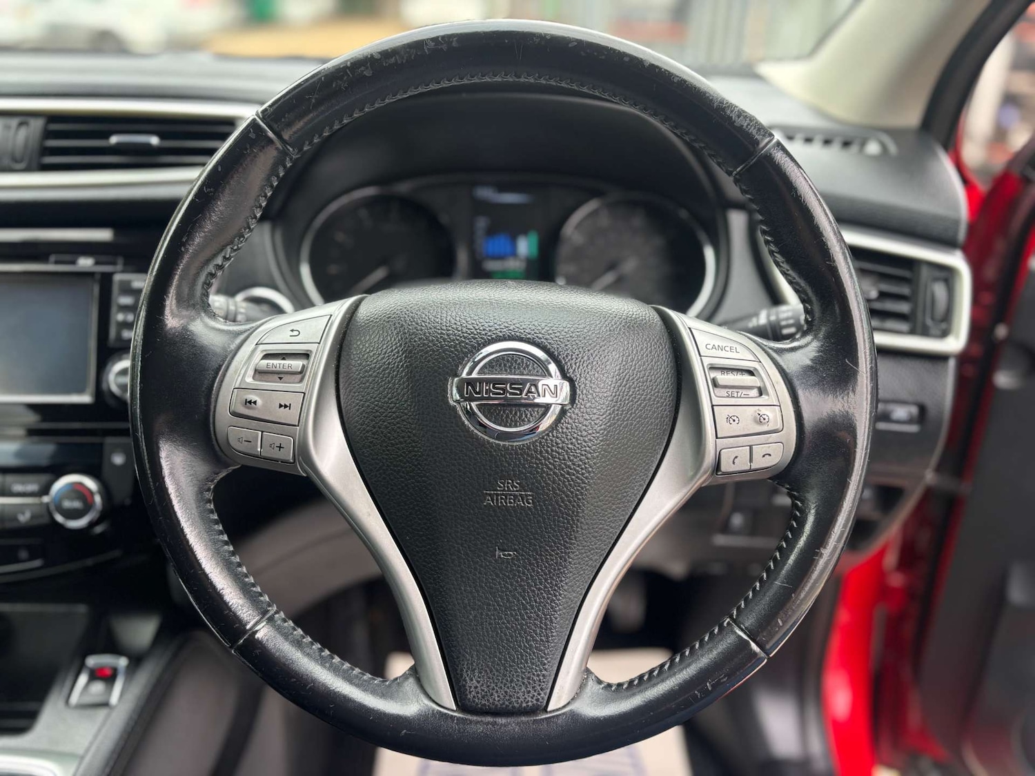 Used Nissan Qashqai 2015 for sale - 76427113: Photo 41