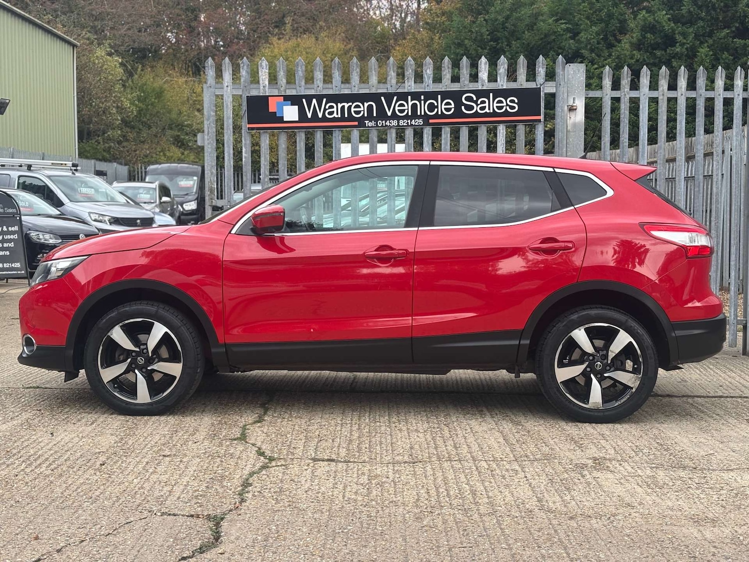Used Nissan Qashqai 2015 for sale - 76427113: Photo 6