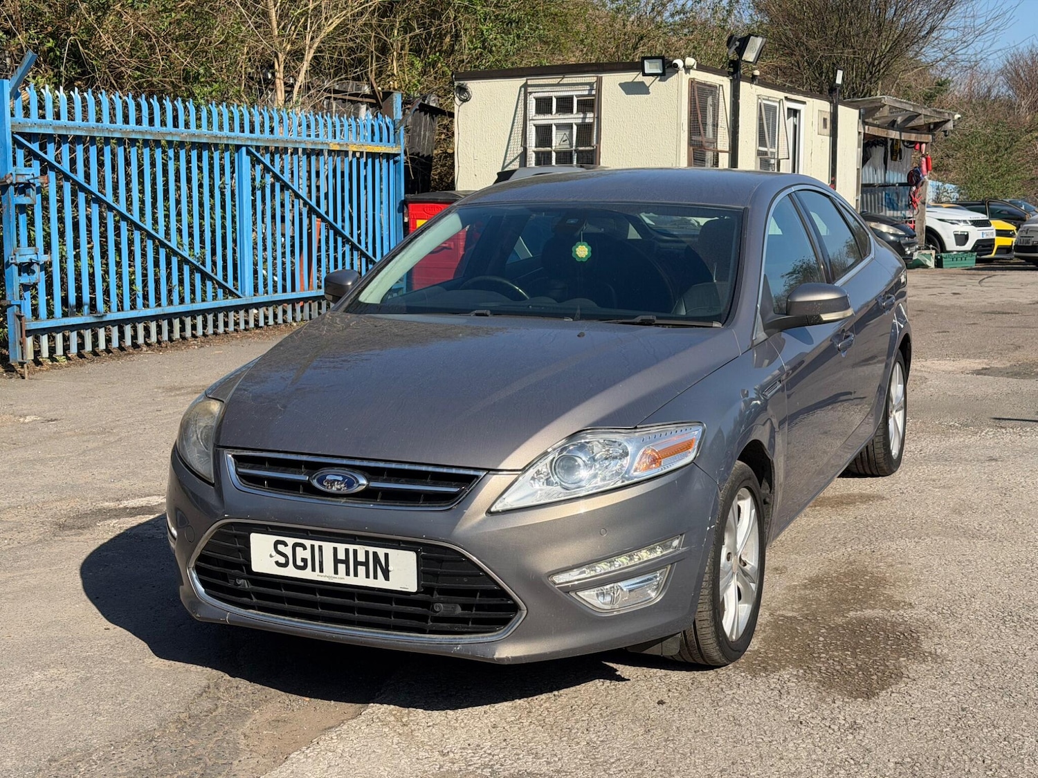 Used Ford Mondeo 2011 for sale - 78072654: Photo 2