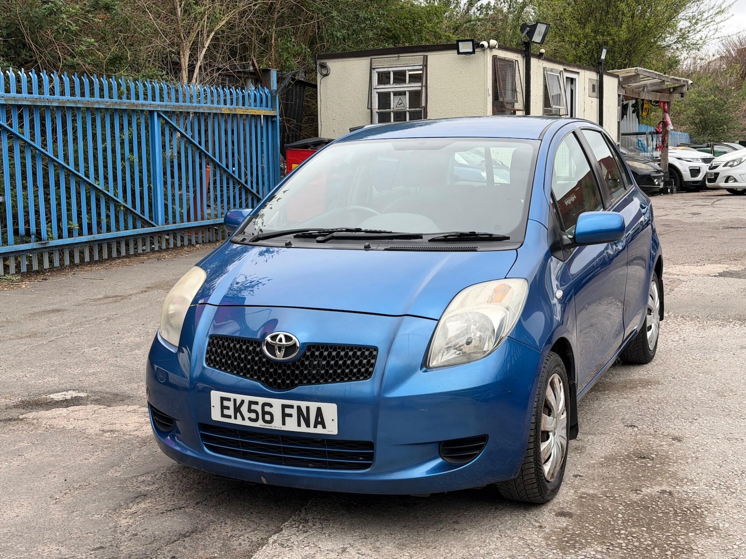 Used Toyota Yaris 2006 for sale - 78184910: Photo 2
