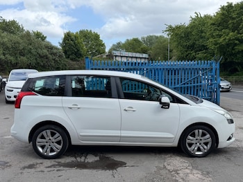 Used Peugeot 5008 2014 for sale - 78649175: Photo