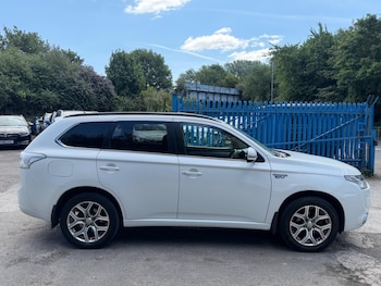 Used Mitsubishi Outlander 2014 for sale - 79076222: Photo