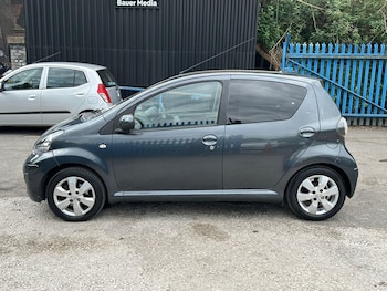 Used Toyota AYGO 2011 for sale - 78504039: Photo
