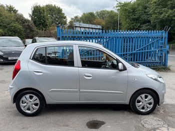 Used Hyundai i10 2013 for sale - 79756315: Photo