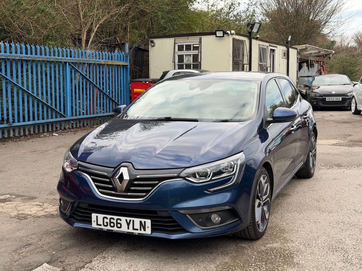 Used Renault Megane 2016 for sale - 78072250: Photo 2