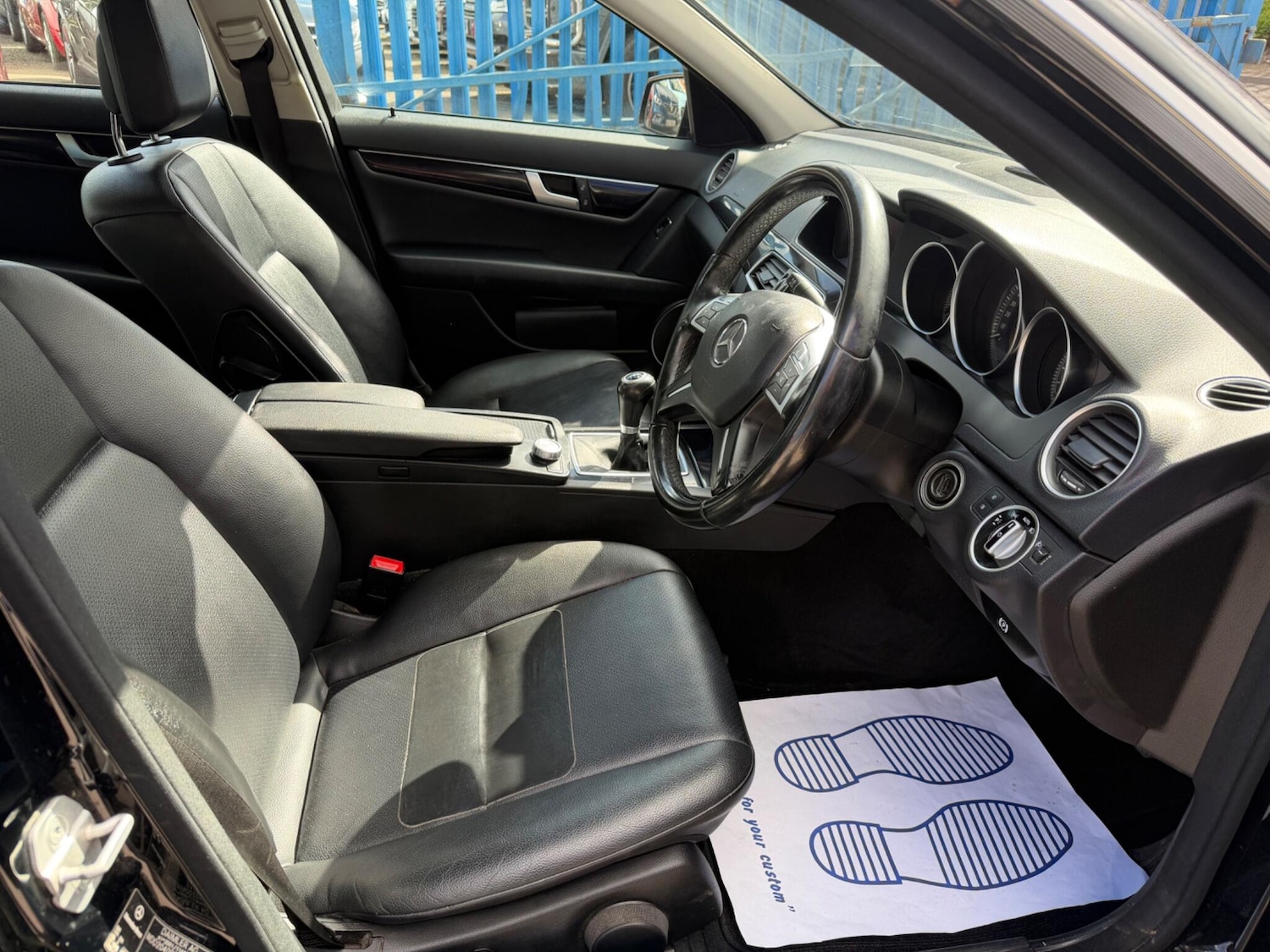 Used Mercedes-Benz C Class 2012 for sale - 78071960: Photo 12