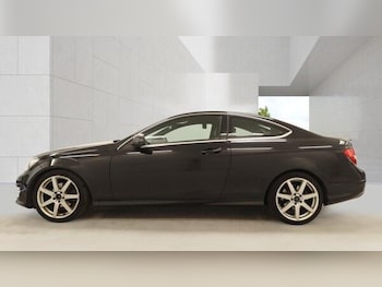 Used Mercedes-Benz C Class 2015 for sale - 78291130: Photo