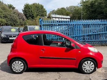 Used Peugeot 107 2009 for sale - 79132041: Photo