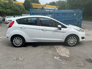 Used Ford Fiesta 2014 for sale - 78923180: Photo