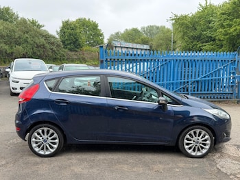 Used Ford Fiesta 2010 for sale - 78608750: Photo