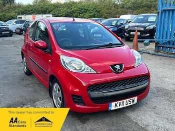Used Peugeot 107 2011 for sale - 79441444: Photo