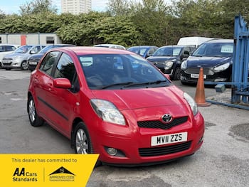 Used Toyota Yaris 2011 for sale - 79808725: Photo