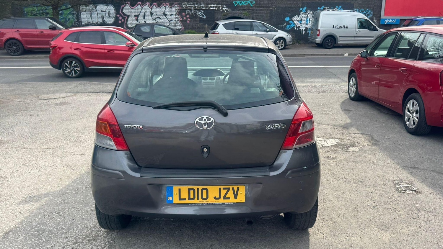 Used Toyota Yaris 2010 for sale - 78127703: Photo 12