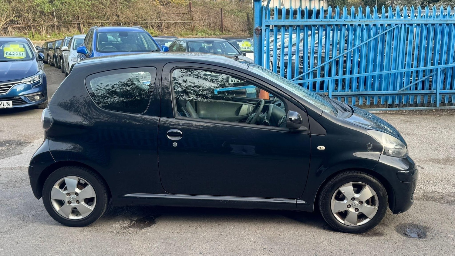 Used Toyota AYGO 2010 for sale - 78148189: Photo 3