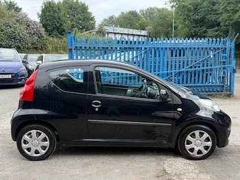 Used Peugeot 107 2011 for sale - 79048890: Photo