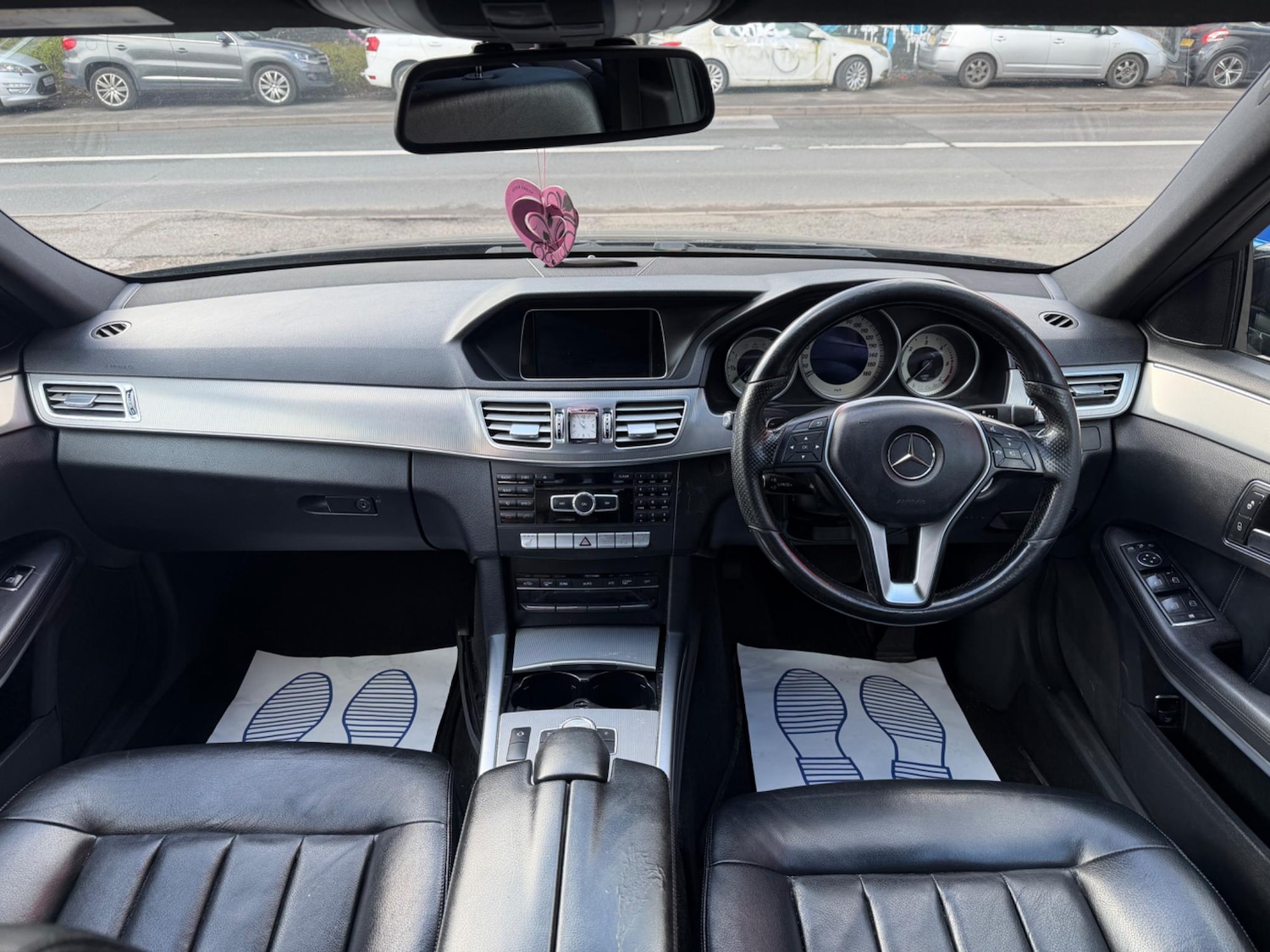 Used Mercedes-Benz E Class 2014 for sale - 78072150: Photo 8