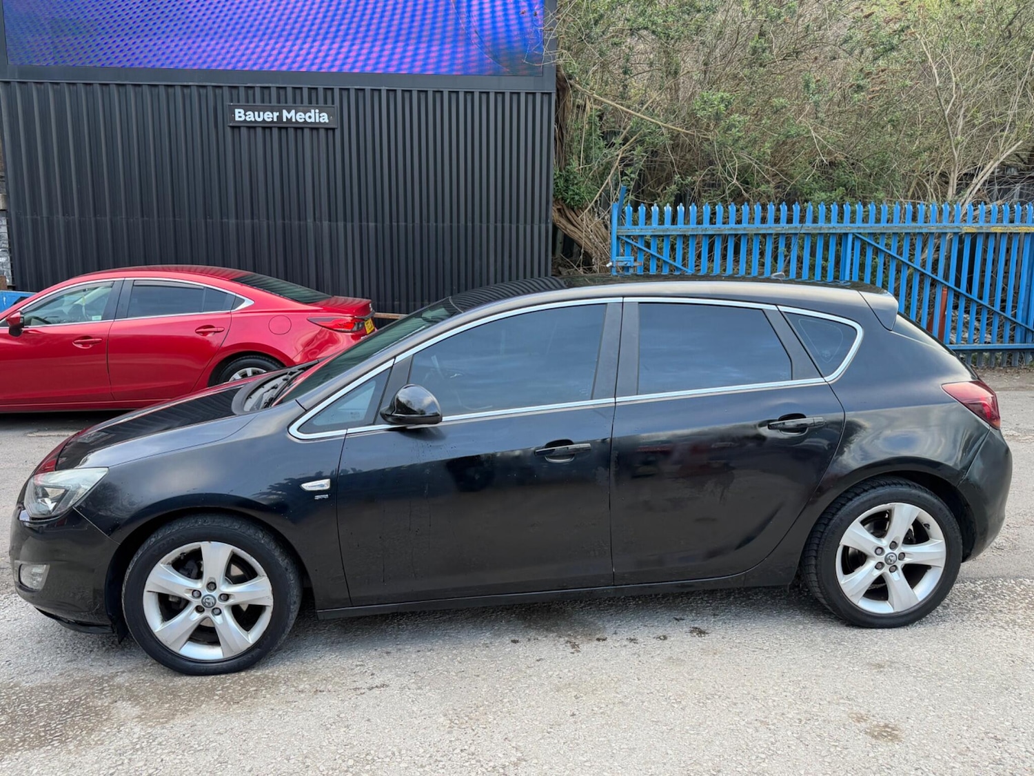 Used Vauxhall Astra 2011 for sale - 78073031: Photo 5
