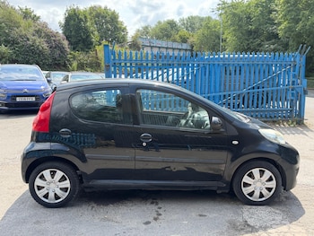Used Peugeot 107 2009 for sale - 79106585: Photo