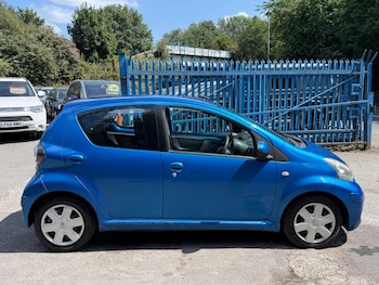 Used Toyota AYGO 2010 for sale - 79202522: Photo
